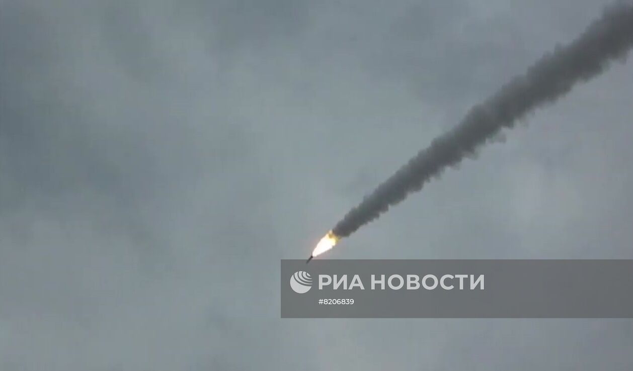 Боевая работа расчетов ЗРС С-300ПМ2 "Фаворит" в ходе специальной военной операции