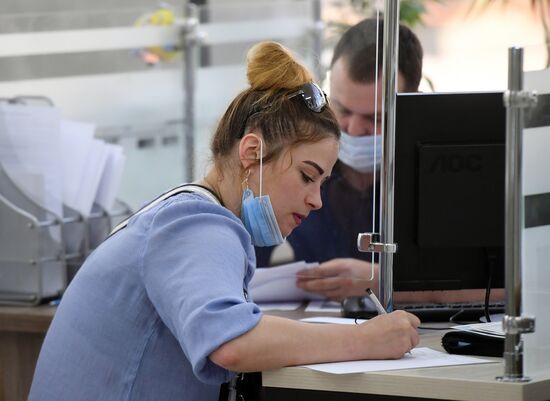 В Мелитополе начали принимать документы на российское гражданство