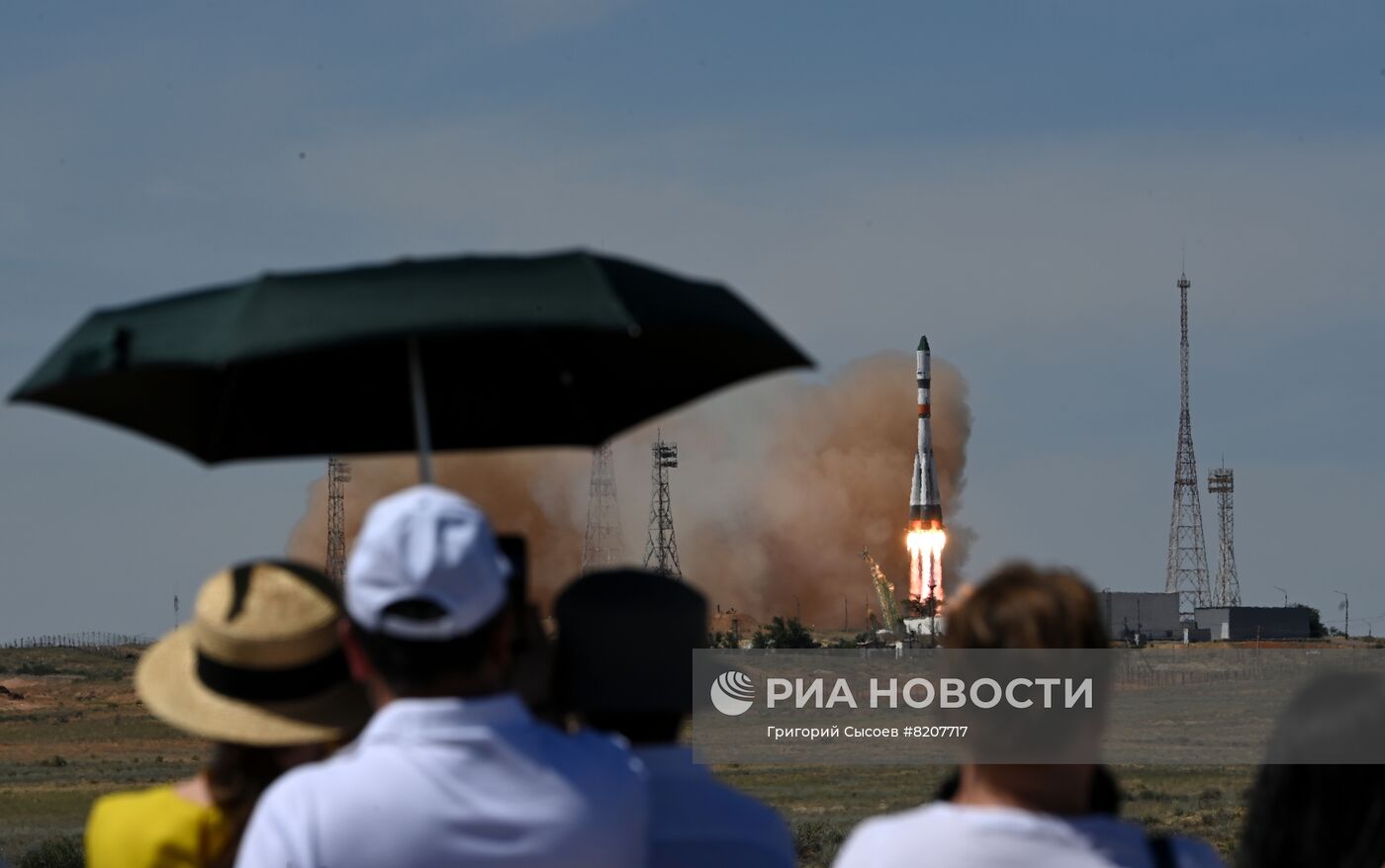 Пуск РН "Союз 2.1а" с транспортным грузовым кораблем "Прогресс МС-20"