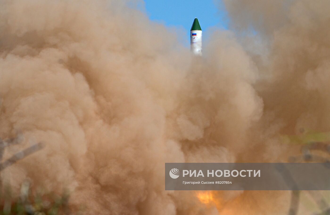 Пуск РН "Союз 2.1а" с транспортным грузовым кораблем "Прогресс МС-20"