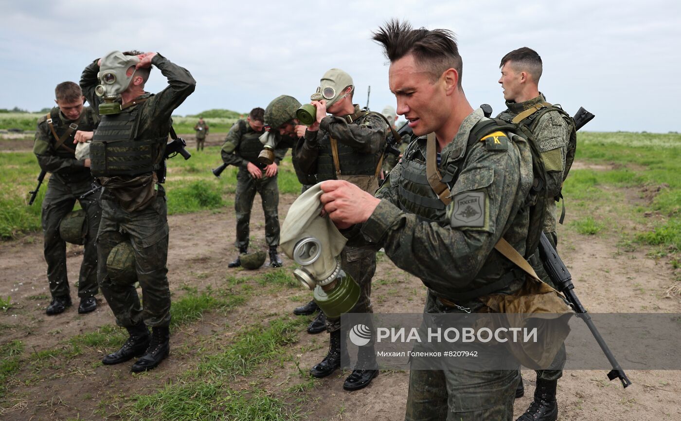 Всеармейский конкурс "Морской десант. Тропа выживания" в Калининградской области