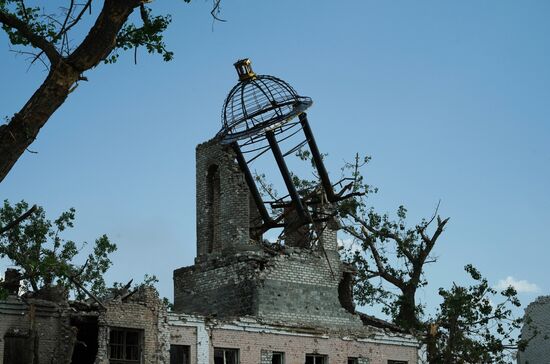 Город Рубежное в ЛНР возвращается к мирной жизни после освобождения