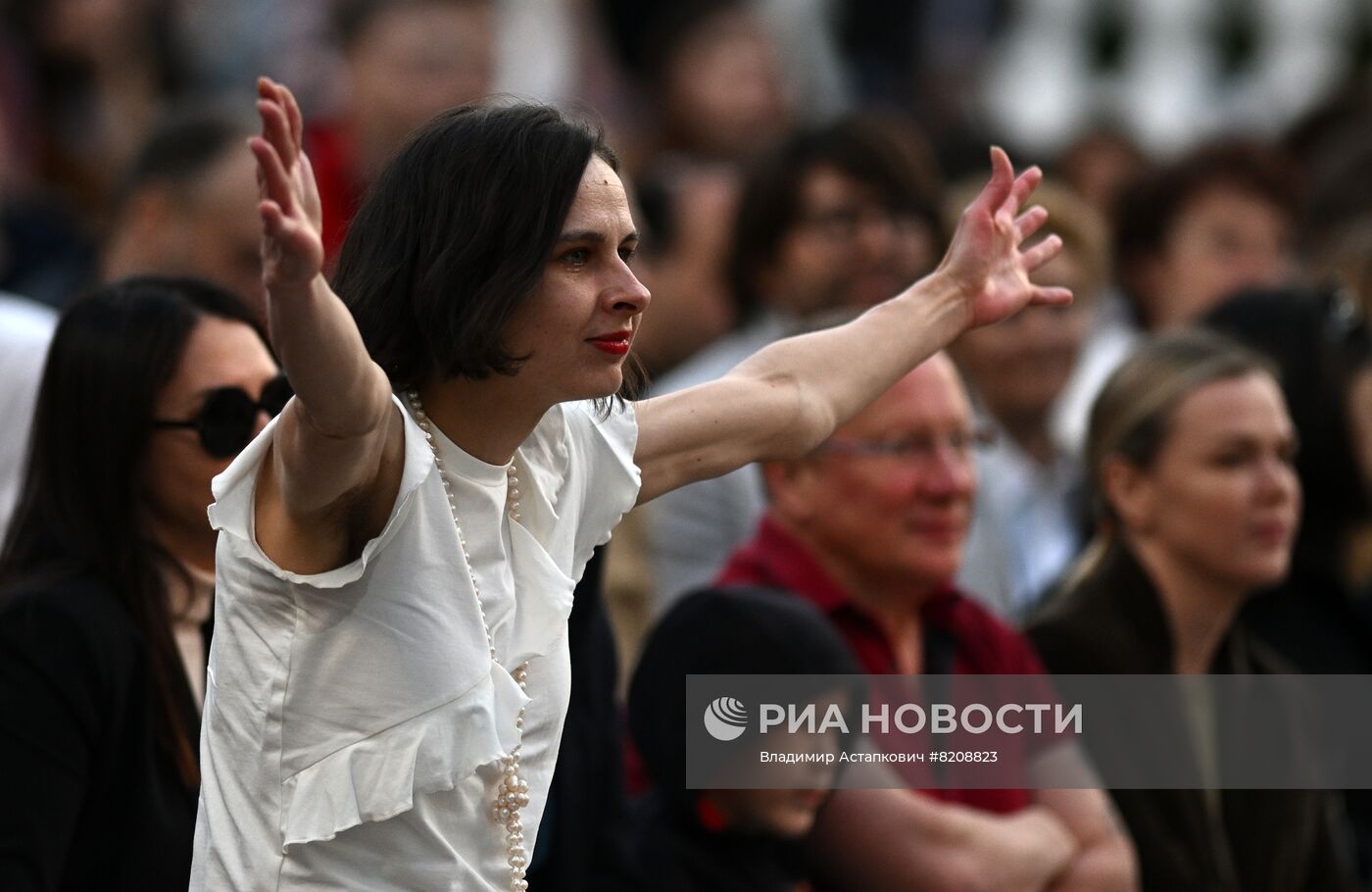 Концерт Жанны Агузаровой