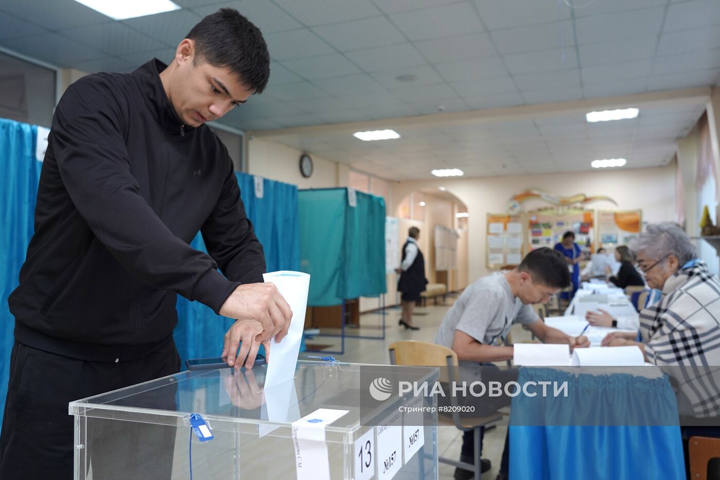 Референдум по поправкам в конституцию Казахстана