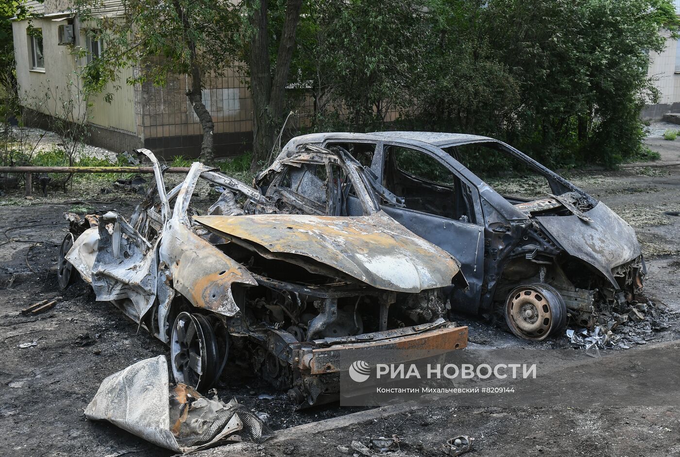 Последствия обстрелов Донецка украинскими войсками