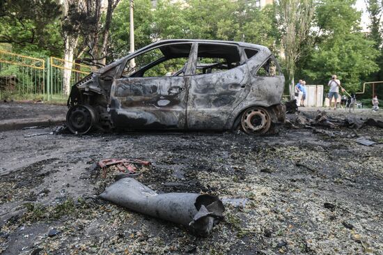 Последствия обстрелов Донецка украинскими войсками