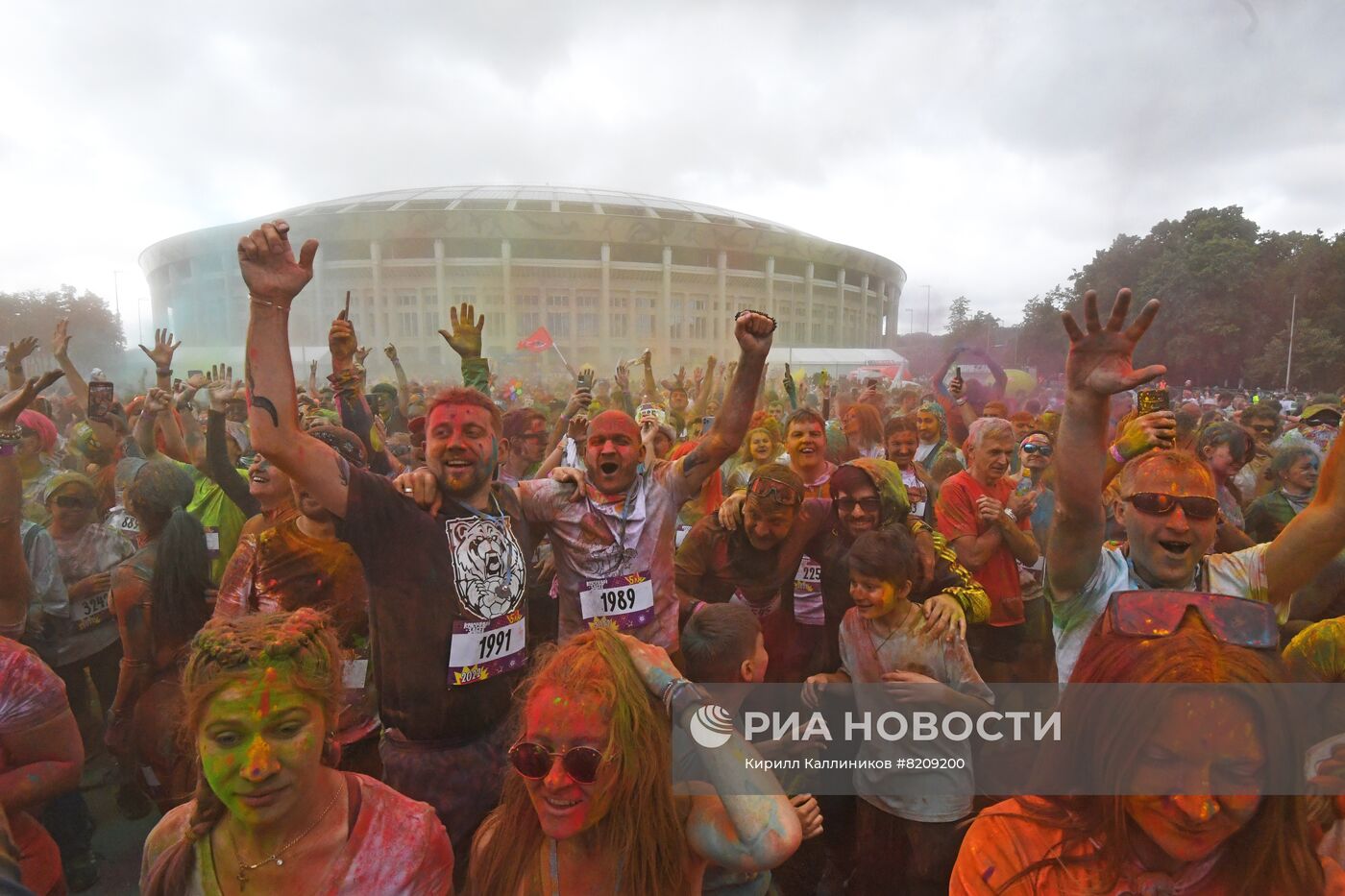 Красочный забег в "Лужниках"