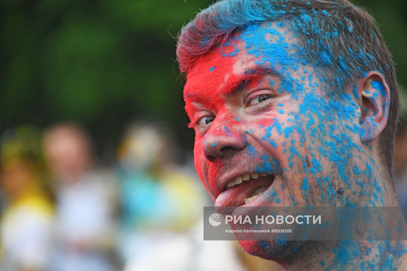 Красочный забег в "Лужниках"