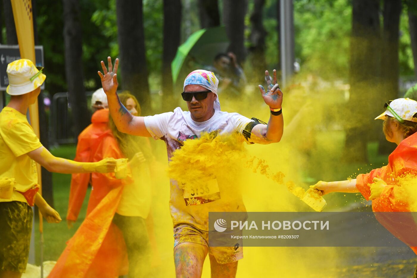 Красочный забег в "Лужниках"