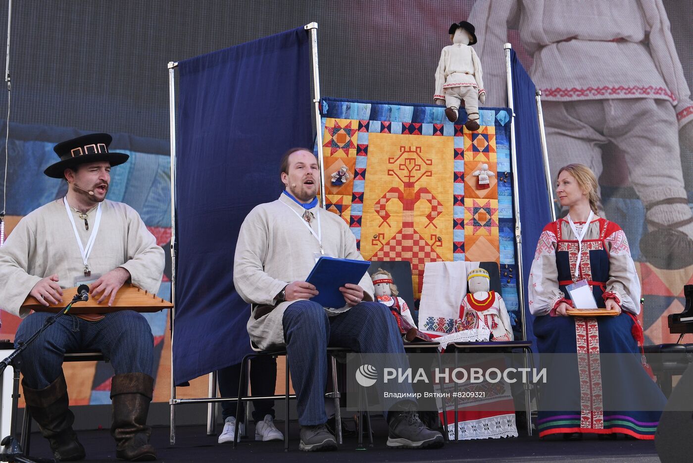 Книжный фестиваль "Красная площадь". День третий 