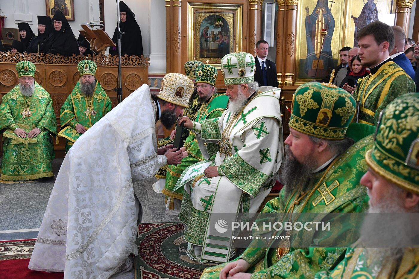 Патриарх Кирилл возглавил богослужение в Свято-Ефросиниевском монастыре в Полоцке