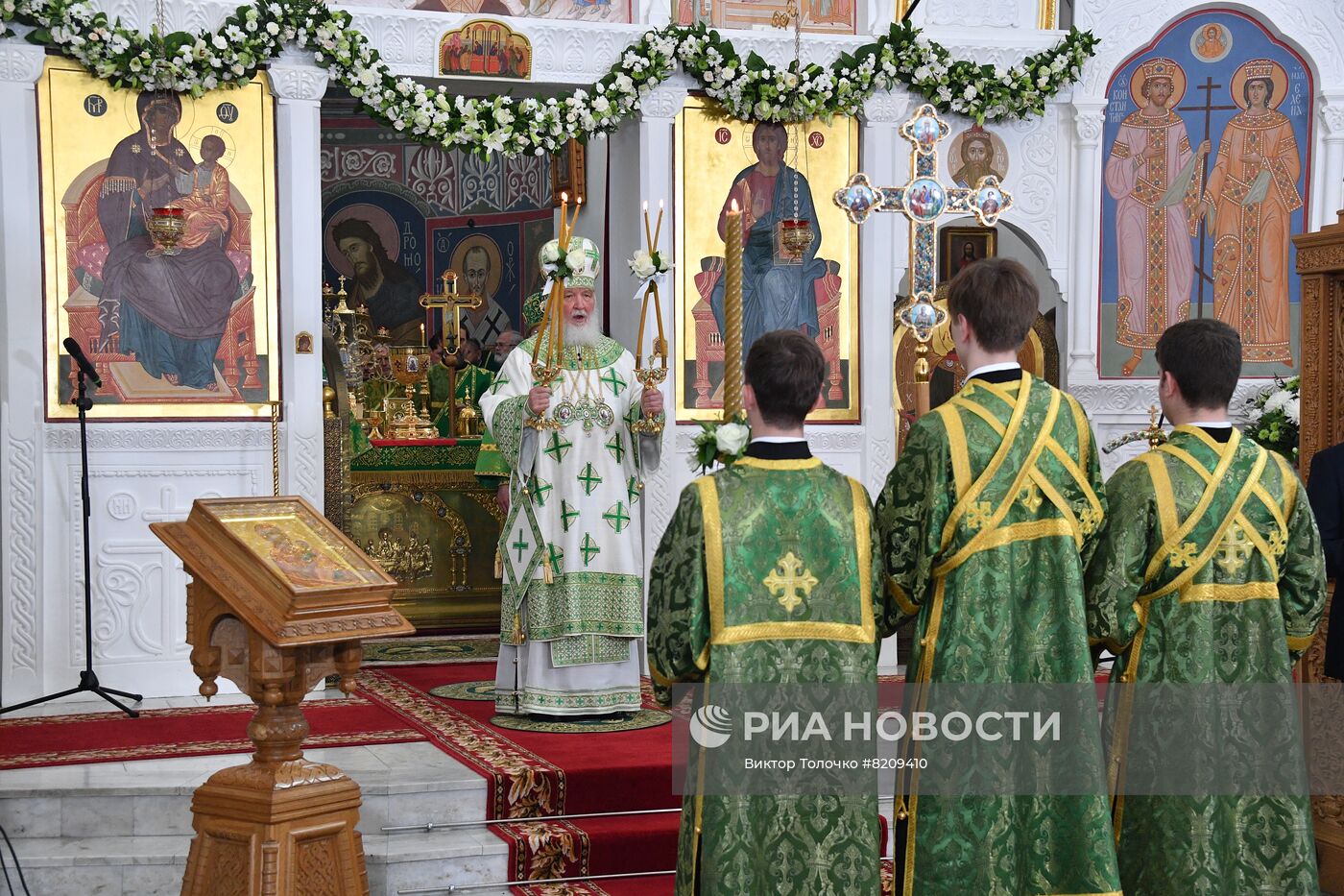 Патриарх Кирилл возглавил богослужение в Свято-Ефросиниевском монастыре в Полоцке