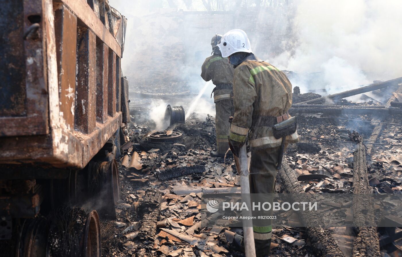 Последствия обстрела центра Донецка