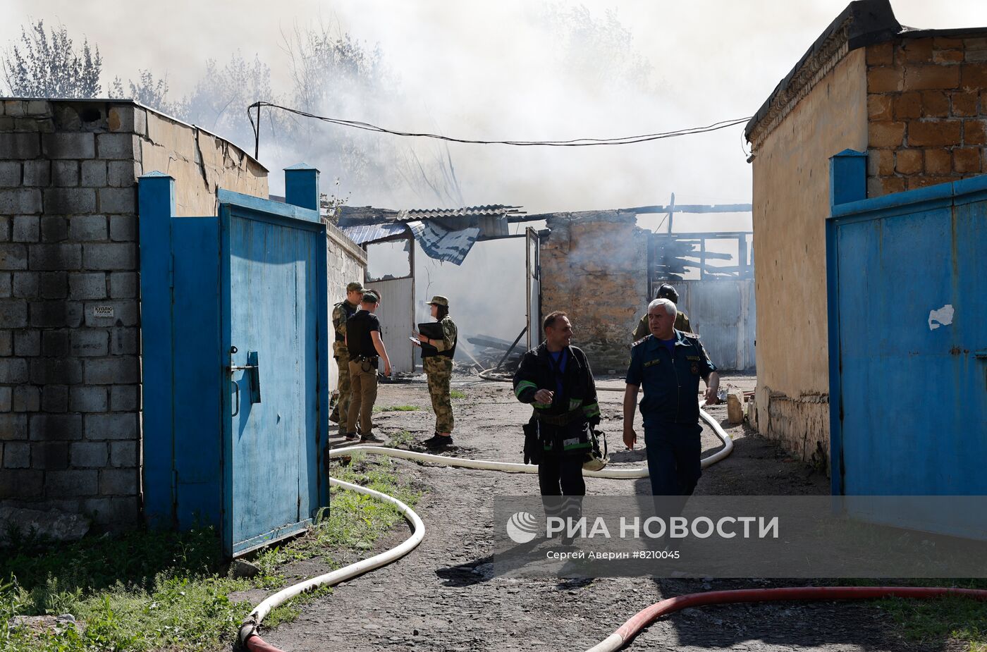 Последствия обстрела центра Донецка