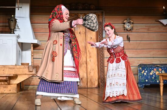 Спектакль "Павлинка" в рамках Дней культуры Белоруссии в России