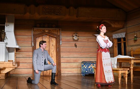 Спектакль "Павлинка" в рамках Дней культуры Белоруссии в России