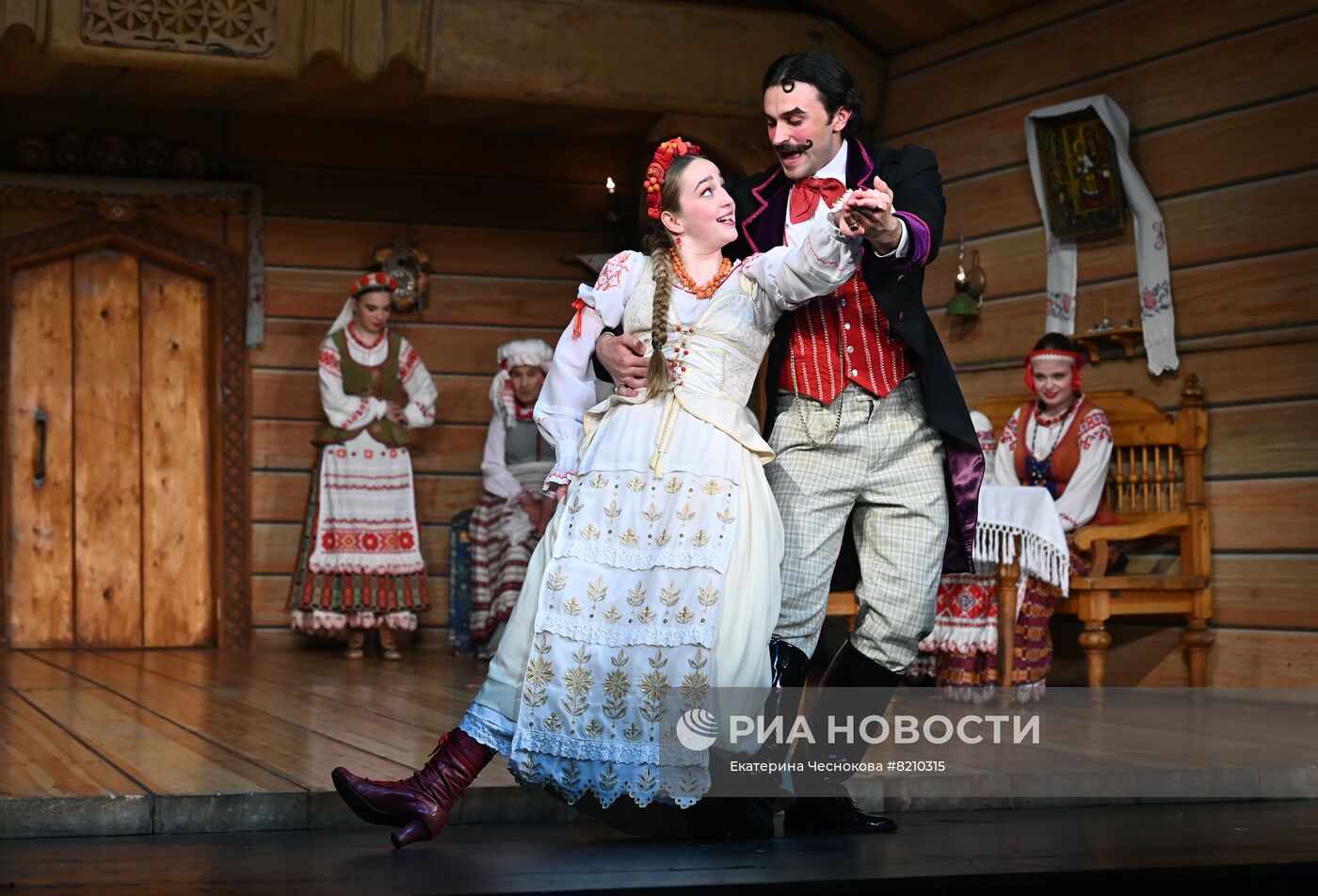 Спектакль "Павлинка" в рамках Дней культуры Белоруссии в России