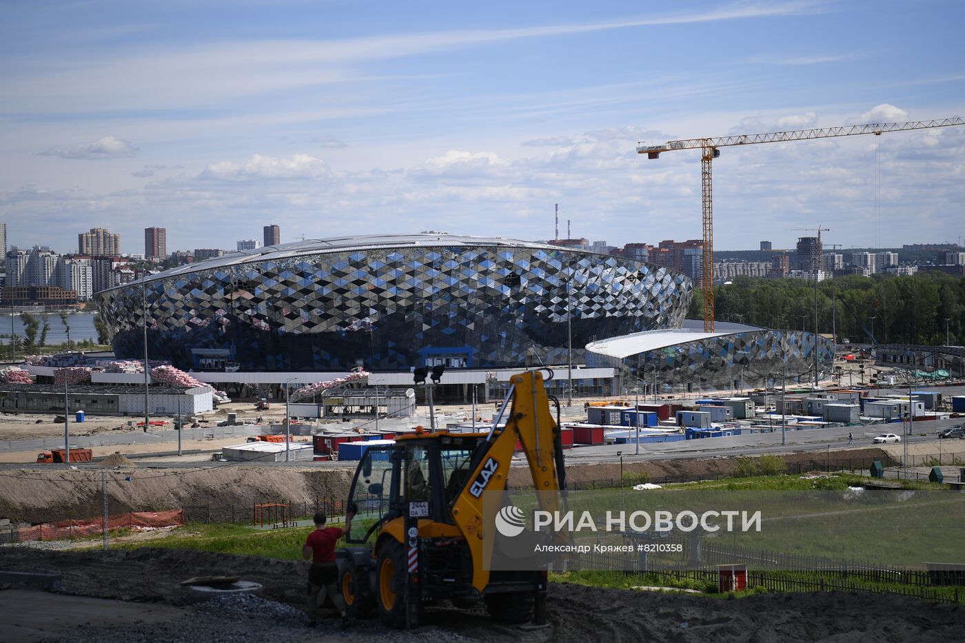 Строительство ледовой арены в Новосибирске