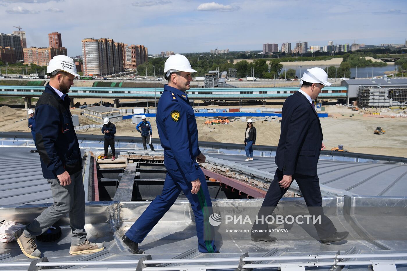 Строительство ледовой арены в Новосибирске