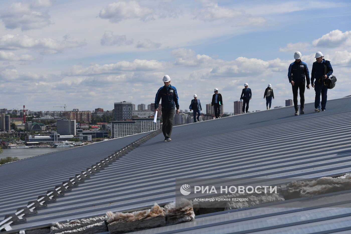 Строительство ледовой арены в Новосибирске