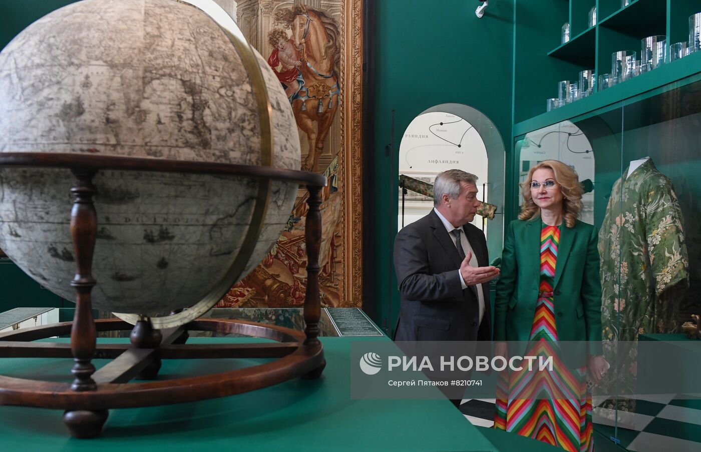 Заседание оргкомитета по подготовке празднования 350-летия Петра I