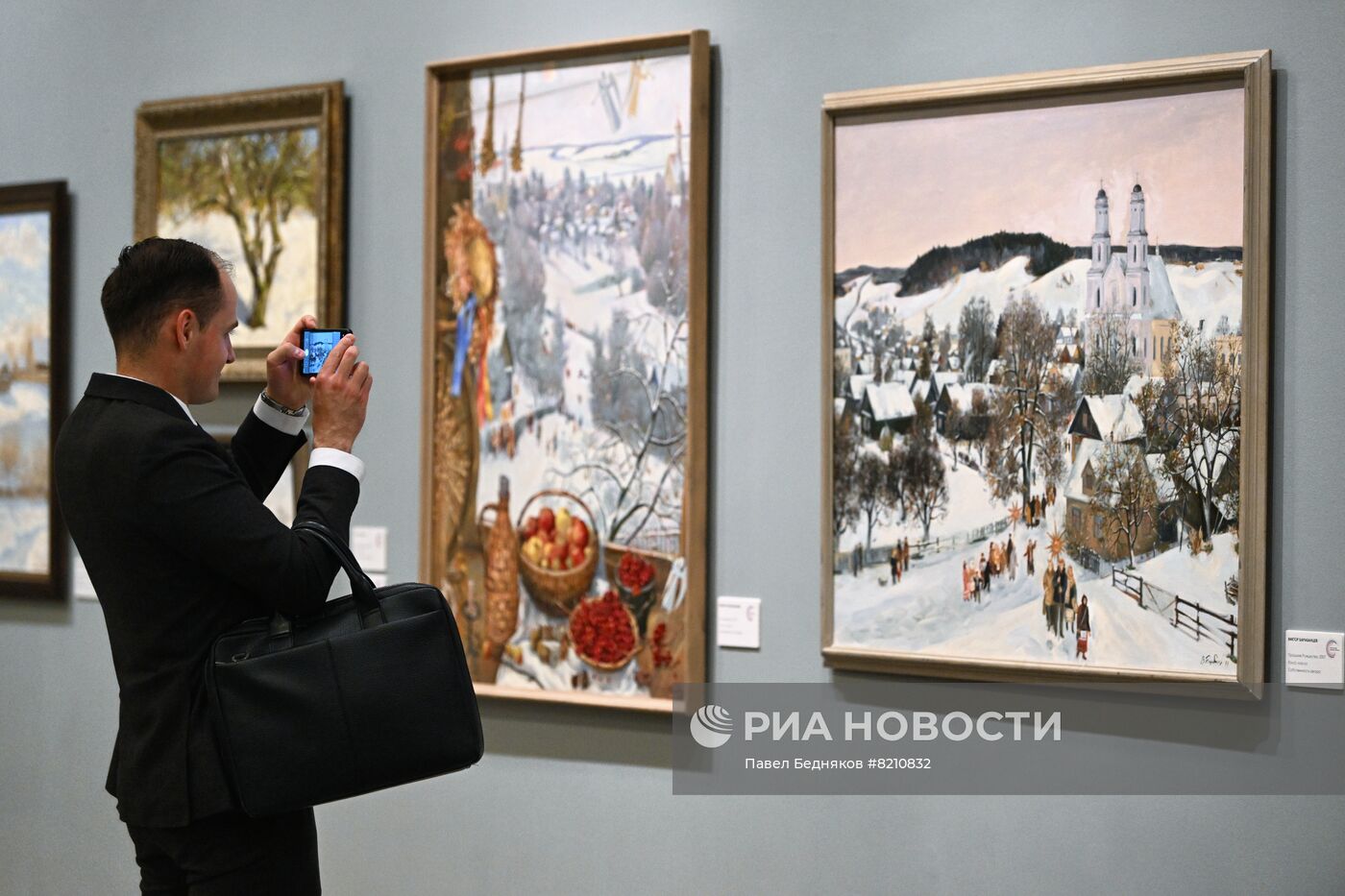 Выставка "Беларусь живописная. Современная белорусская живопись: от классики до эксперимента"