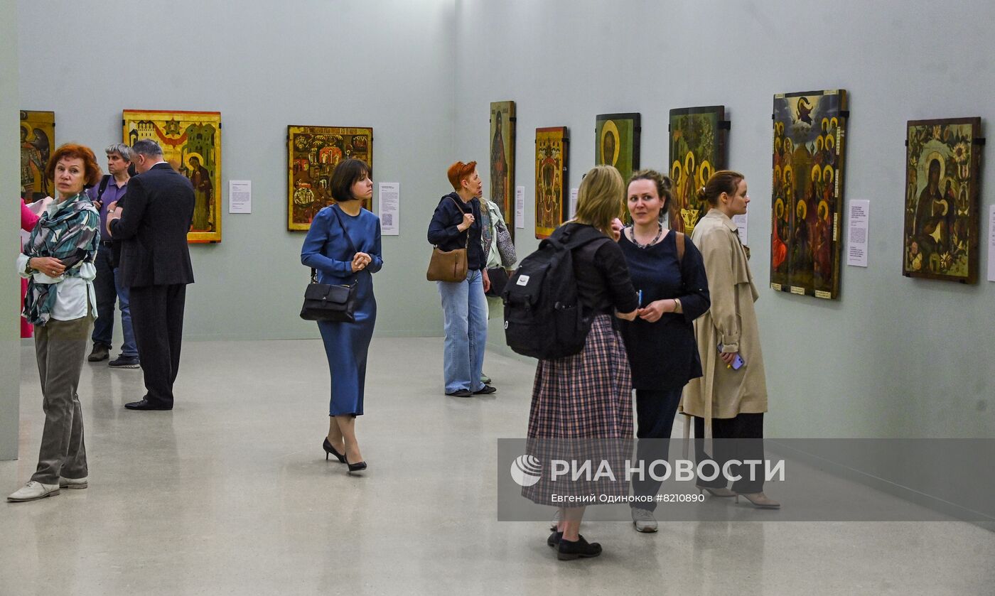 Открытие выставки "Коломенское. 100 шедевров русского искусства. Вне границы времен"