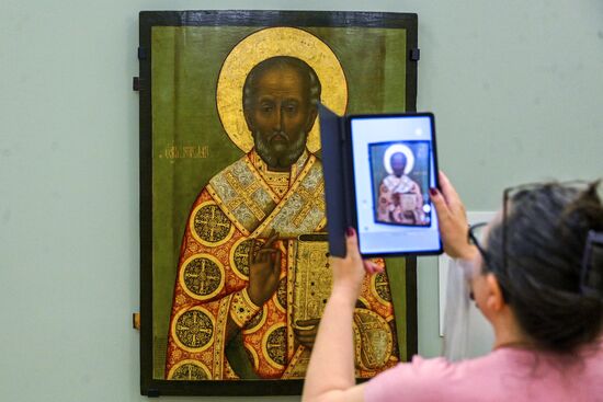 Открытие выставки "Коломенское. 100 шедевров русского искусства. Вне границы времен"