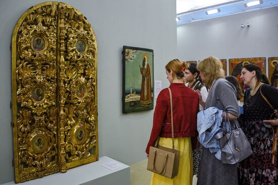 Открытие выставки "Коломенское. 100 шедевров русского искусства. Вне границы времен"