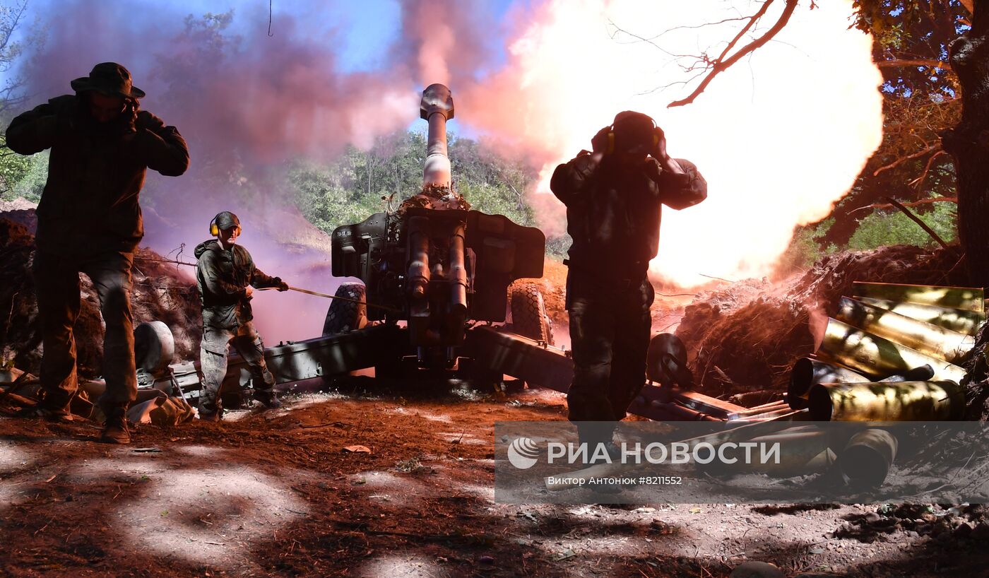 Артиллерия ЛНР ведет обстрел ВСУ с окраин Попасной