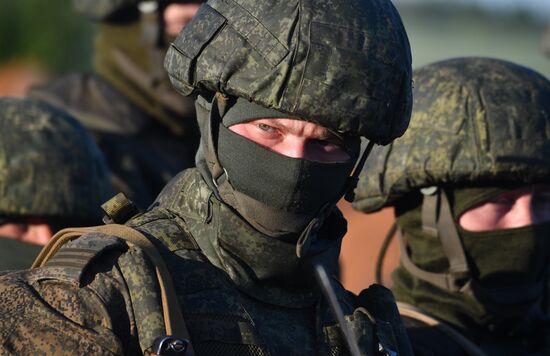 Отправка материально-технического обеспечения ВС РФ в зону специальной военной операции