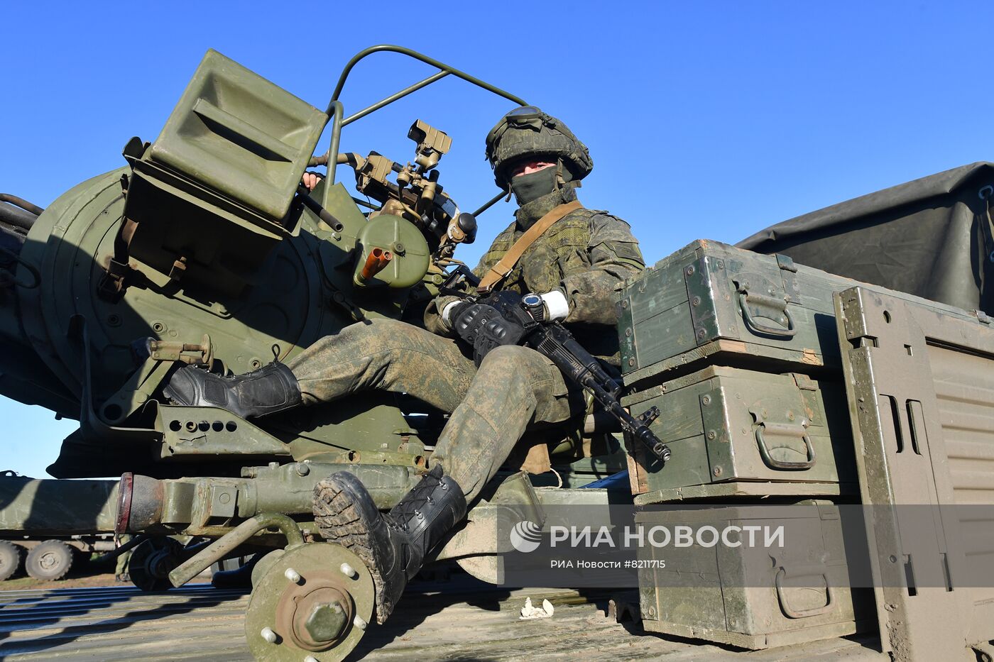 Отправка материально-технического обеспечения ВС РФ в зону специальной  военной операции | РИА Новости Медиабанк