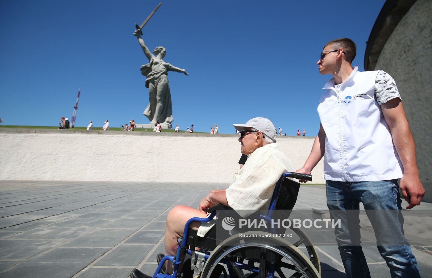 99-летний ветеран Великой Отечественной войны посетил Мамаев курган