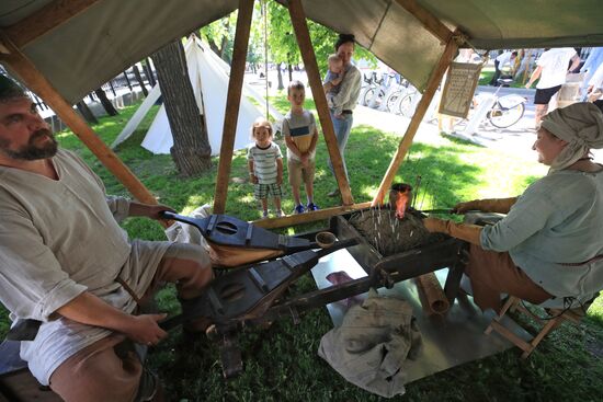 Открытие исторического фестиваля "Времена и эпохи"