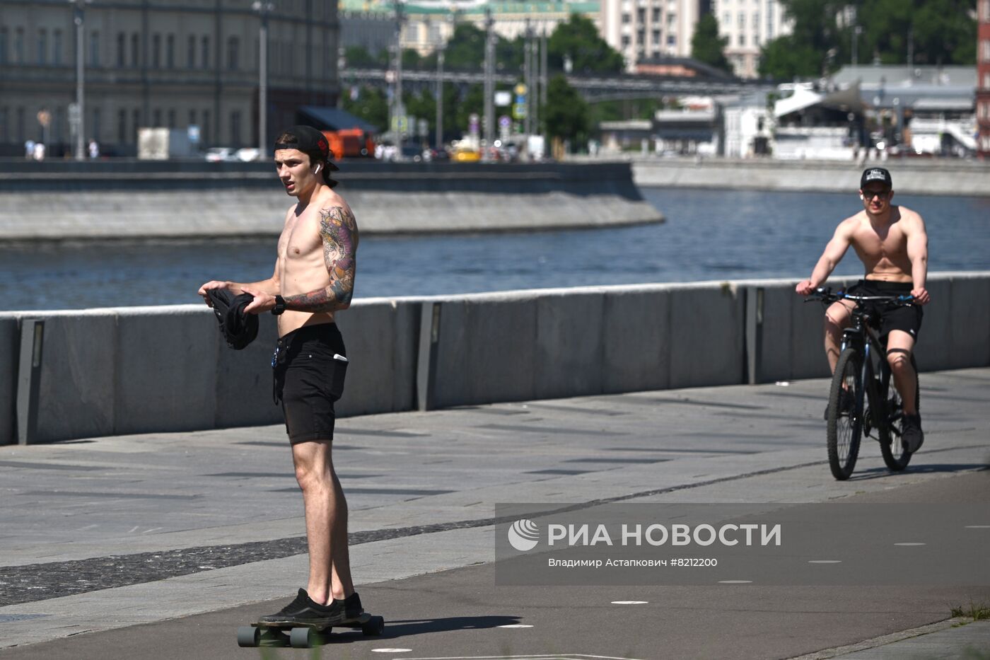 Теплая погода в Москве