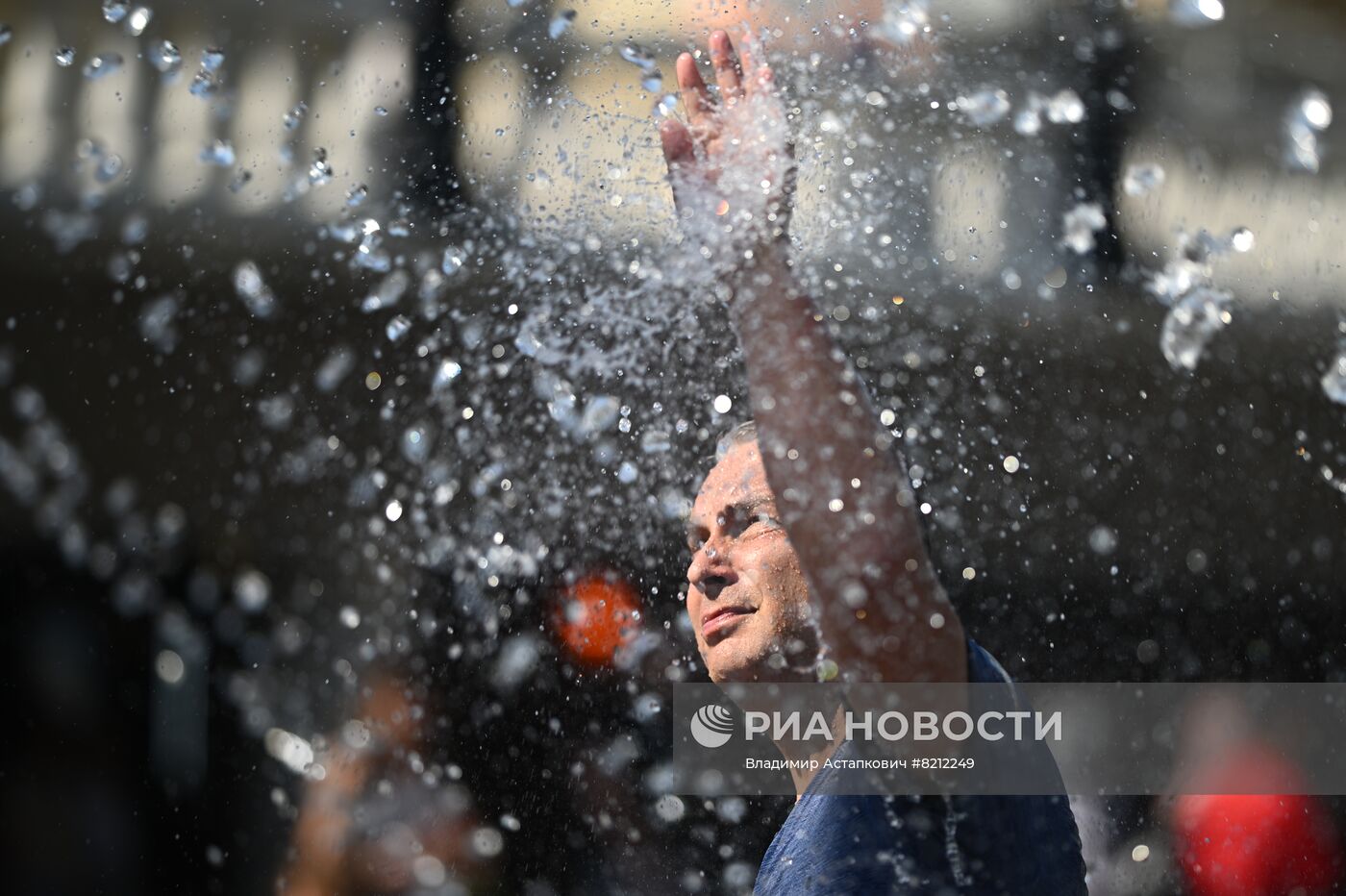 Тёплая погода в Москве