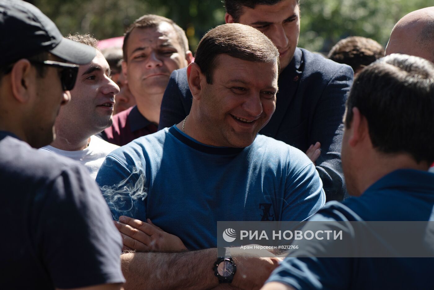 Митинг у резиденции президента в Ереване