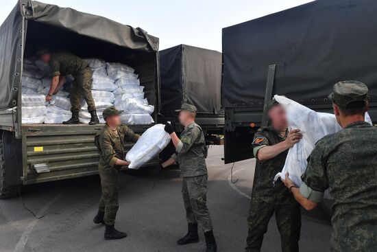 Российские военные отправили гуманитарную помощь в Харьковскую область