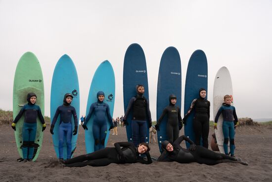 Открытие первой в России детской школы серфинга на Камчатке