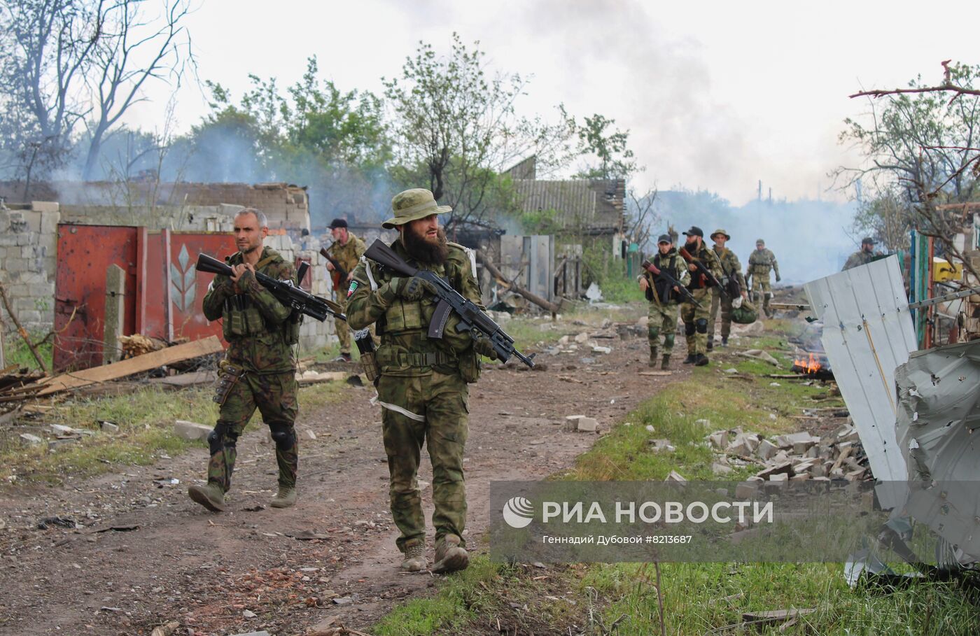 Бойцы чеченского спецназа на лисичанском направлении в ЛНР