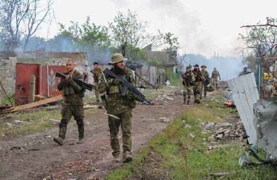 Бойцы чеченского спецназа на лисичанском направлении в ЛНР