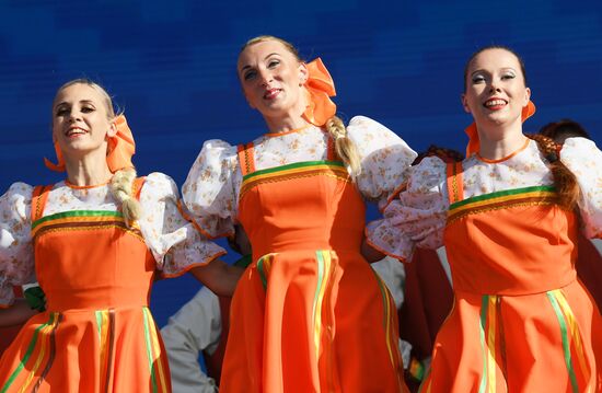 Праздничный концерт в честь Дня России в Белоруссии