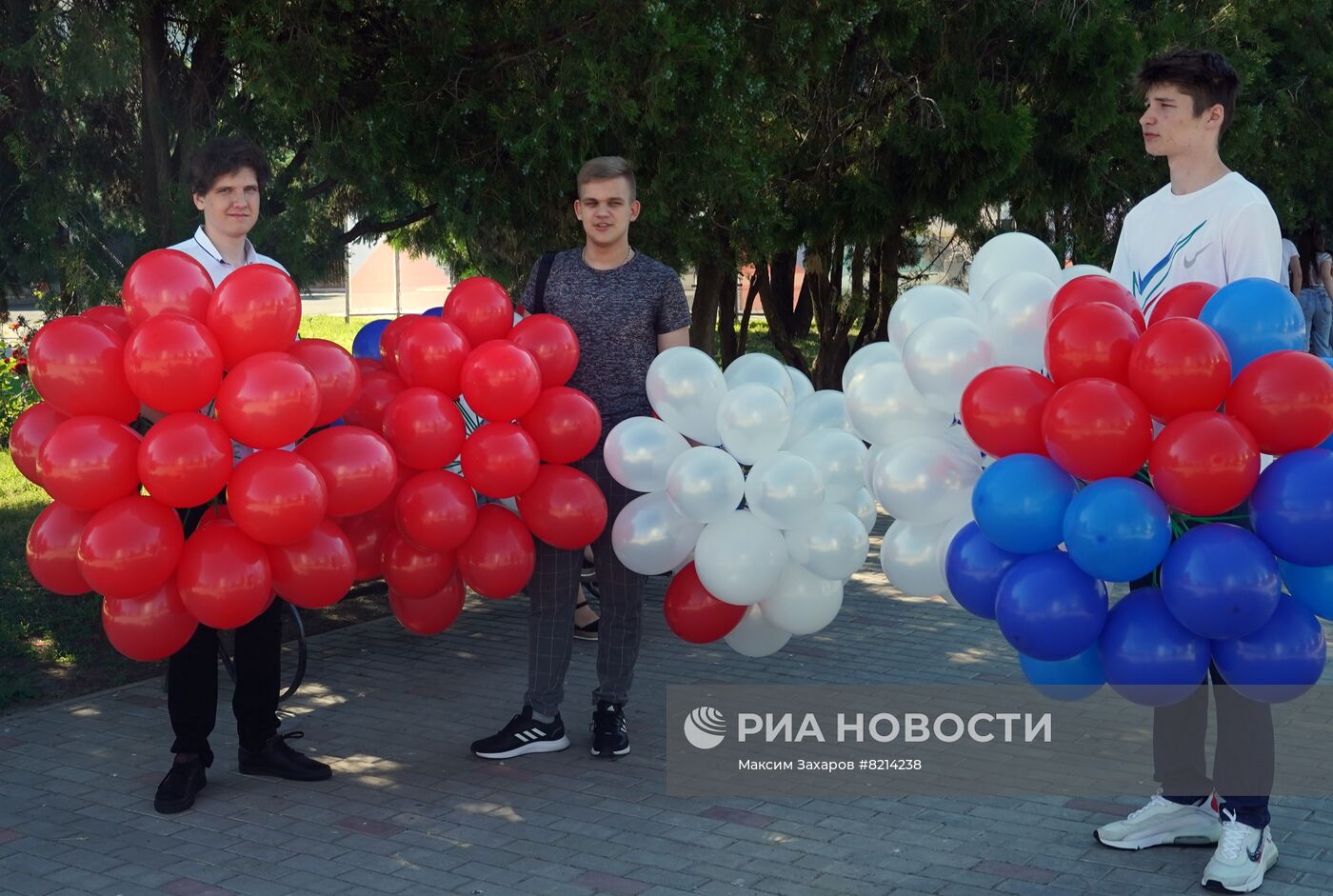 Празднование Дня России в ЛНР