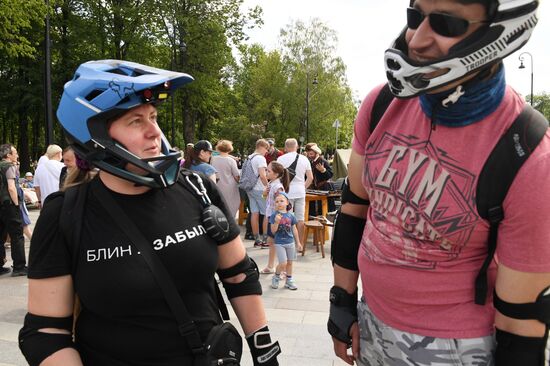 Историко-культурный праздник "Петру Великому-слава!" на Северном речном вокзале