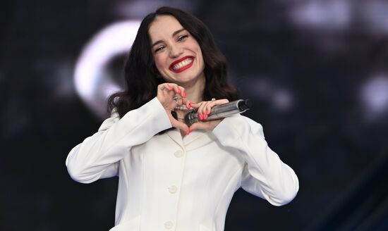 Праздничный концерт в честь Дня России