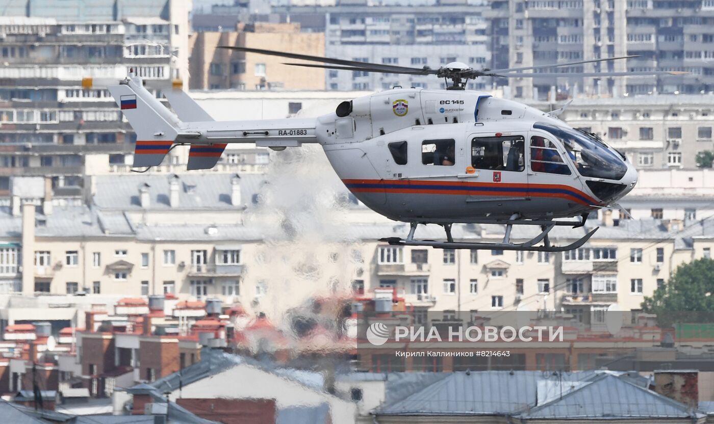 Вертолет санитарной авиации Московского авиацентра