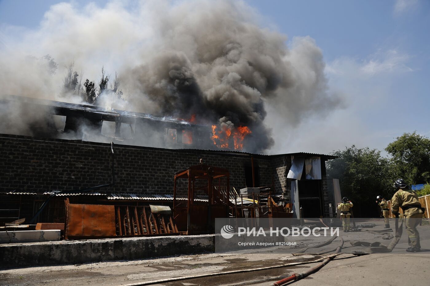 Несколько районов Донецка подверглись обстрелу