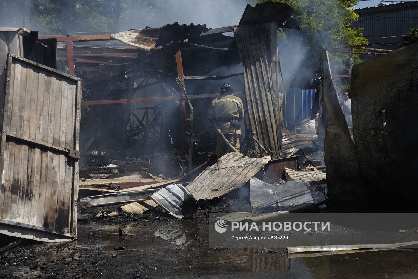 Несколько районов Донецка подверглись обстрелу