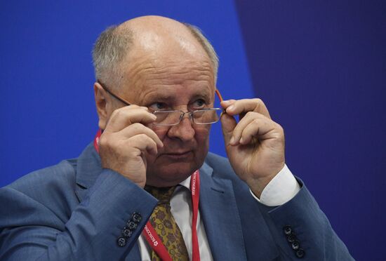 ПМЭФ-2022. Сессии 