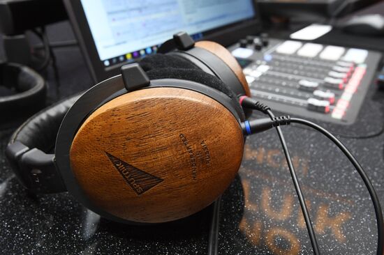 ПМЭФ-2022. Работа студии радио Sputnik